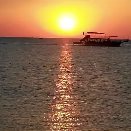 Maviay فندق أدراسان